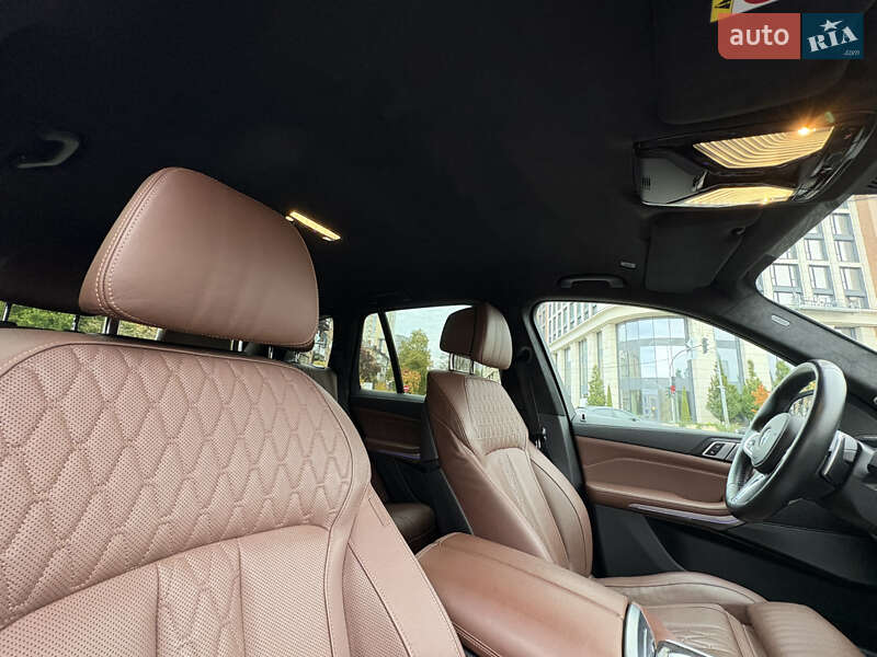 Внедорожник / Кроссовер BMW X5 M 2023 в Киеве фото 20 Внедорожник / Кроссовер BMW X5 M 2023 в Киеве