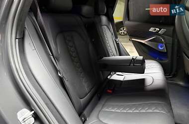 Внедорожник / Кроссовер BMW X5 M 2022 в 