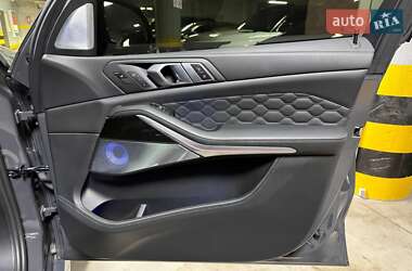 Внедорожник / Кроссовер BMW X5 M 2022 в 