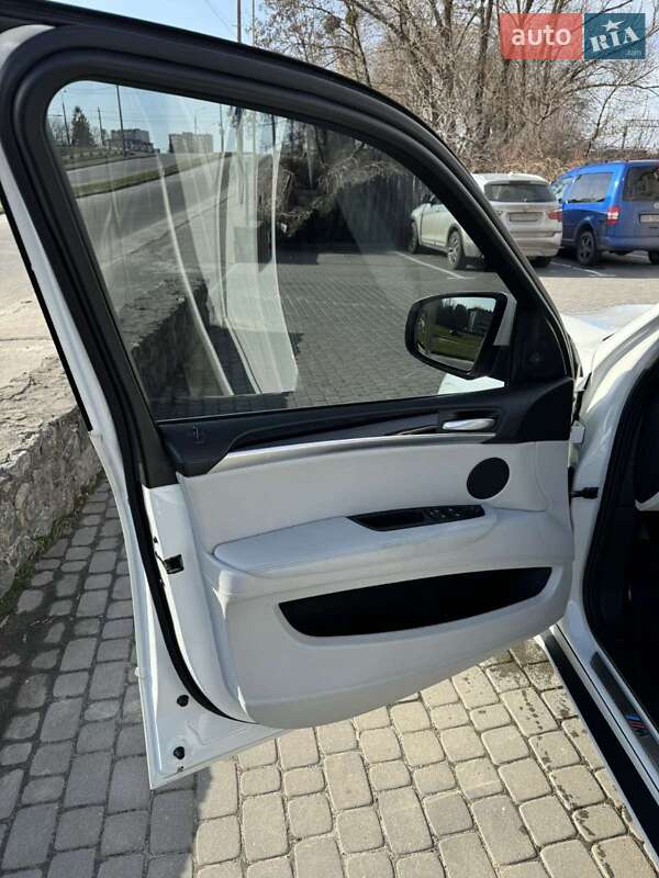 Внедорожник / Кроссовер BMW X5 M 2011 в Хмельницком