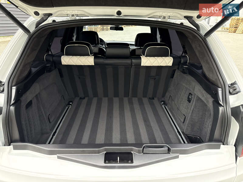 Внедорожник / Кроссовер BMW X5 M 2010 в Нововолынске