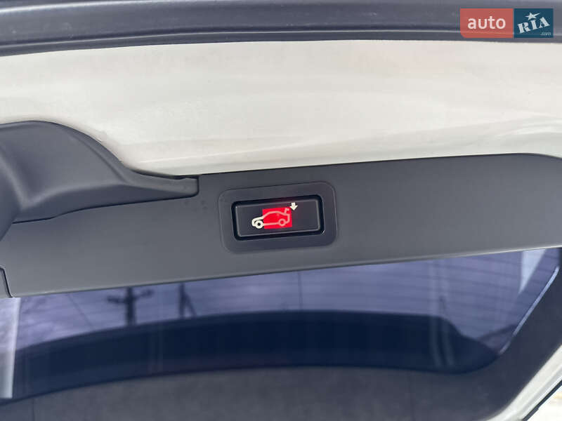 Внедорожник / Кроссовер BMW X5 M 2010 в Нововолынске