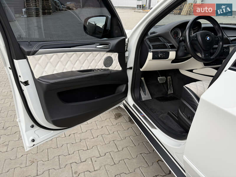 Внедорожник / Кроссовер BMW X5 M 2010 в Нововолынске