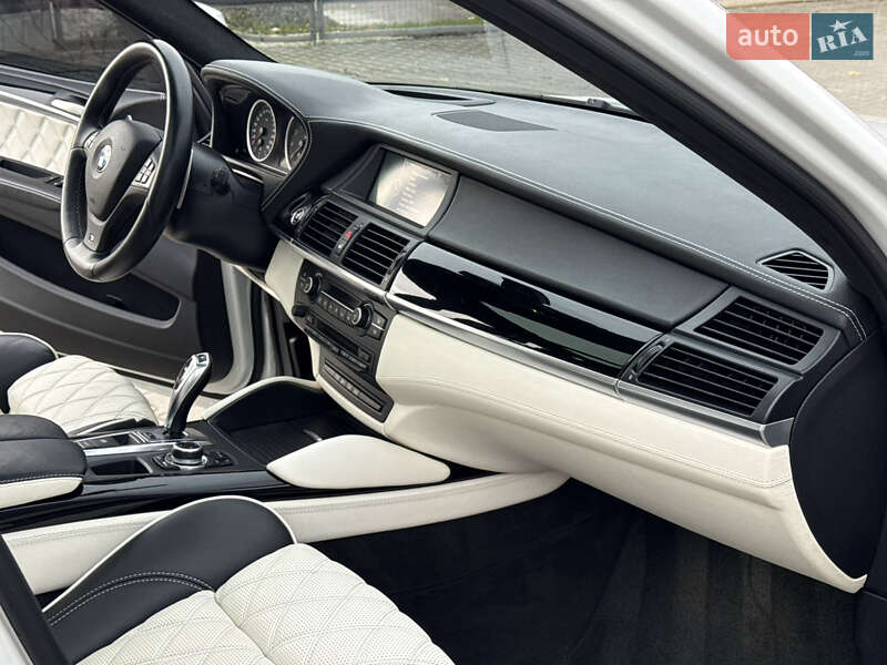 Внедорожник / Кроссовер BMW X5 M 2010 в Нововолынске