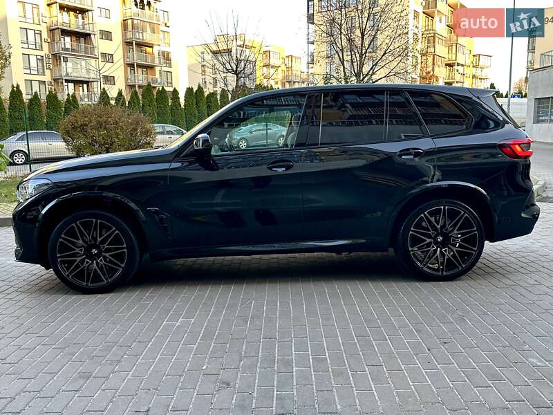 Внедорожник / Кроссовер BMW X5 M 2021 в Киеве