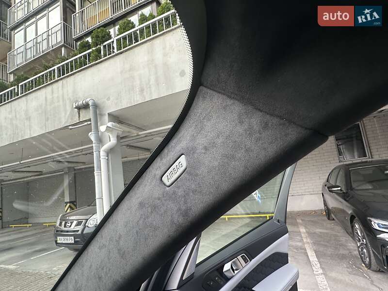 Внедорожник / Кроссовер BMW X5 M 2021 в Киеве