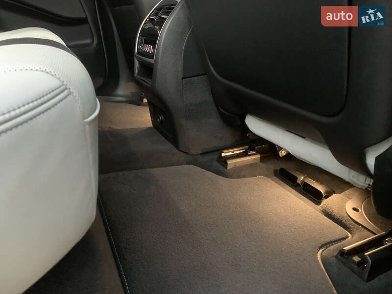 Позашляховик / Кросовер BMW X5 M 2020 в Дрогобичі фото 39 Позашляховик / Кросовер BMW X5 M 2020 в Дрогобичі