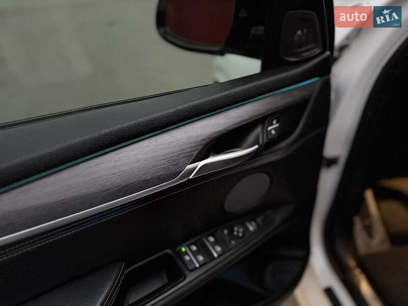 Позашляховик / Кросовер BMW X5 M 2017 в Києві