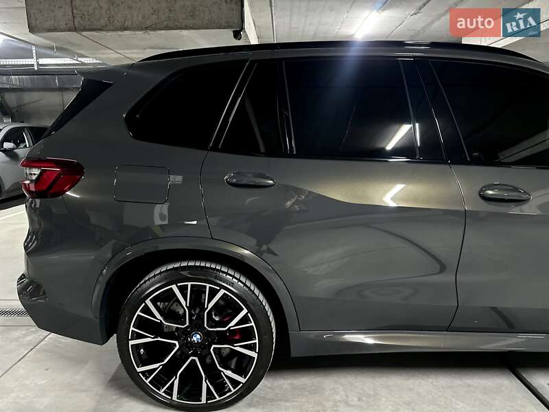 Внедорожник / Кроссовер BMW X5 M 2022 в Днепре