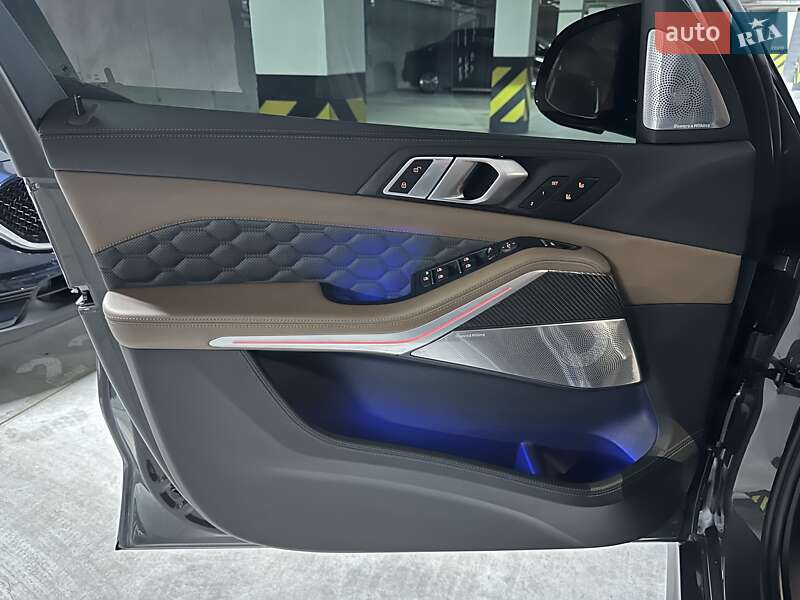 Внедорожник / Кроссовер BMW X5 M 2022 в Днепре