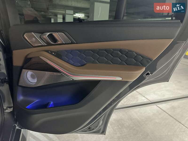 Внедорожник / Кроссовер BMW X5 M 2022 в Днепре