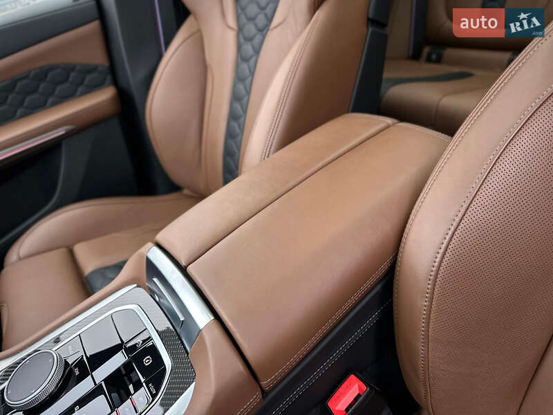 Внедорожник / Кроссовер BMW X5 M 2024 в Киеве