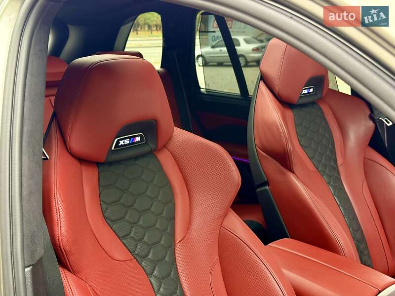 Внедорожник / Кроссовер BMW X5 M 2021 в Днепре