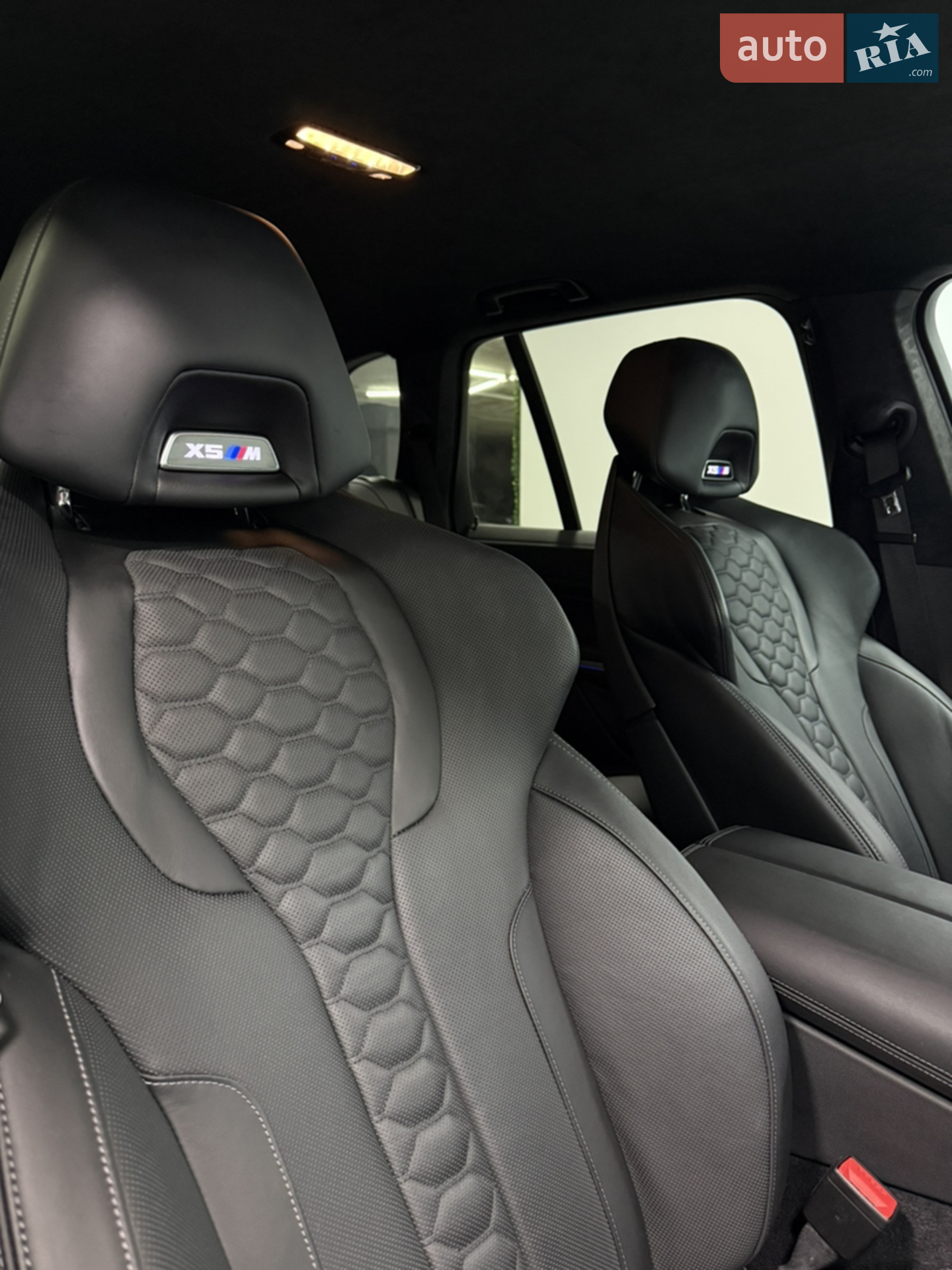 2023 BMW X5 M - мініатюра 31