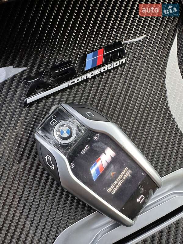 Внедорожник / Кроссовер BMW X5 M 2022 в Киеве