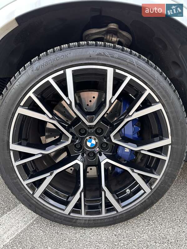 Внедорожник / Кроссовер BMW X5 M 2022 в Киеве