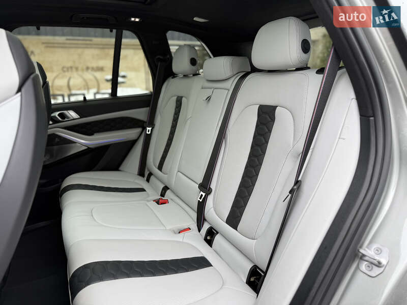 Внедорожник / Кроссовер BMW X5 M 2022 в Львове