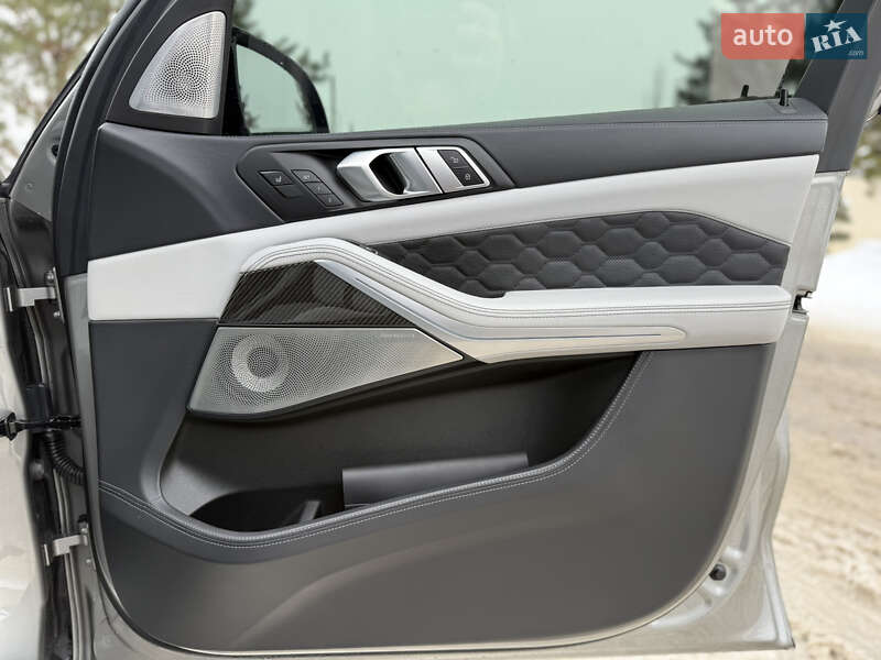 Внедорожник / Кроссовер BMW X5 M 2022 в Львове