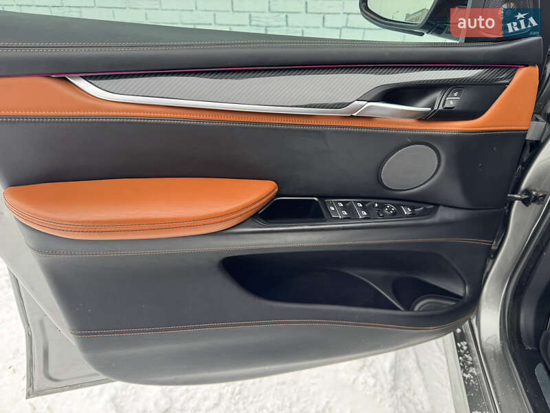 Внедорожник / Кроссовер BMW X5 M 2015 в Киеве фото 44 Внедорожник / Кроссовер BMW X5 M 2015 в Киеве
