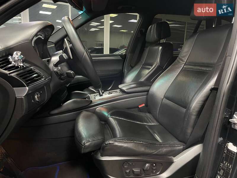 Внедорожник / Кроссовер BMW X5 M 2011 в Киеве
