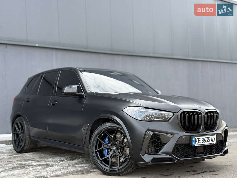 Внедорожник / Кроссовер BMW X5 M 2022 в Киеве