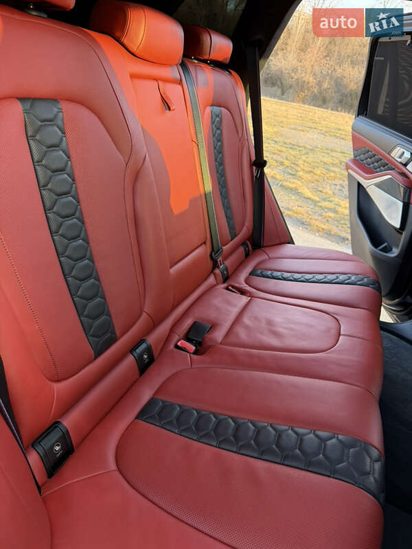 Внедорожник / Кроссовер BMW X5 M 2020 в Днепре фото 42 Внедорожник / Кроссовер BMW X5 M 2020 в Днепре