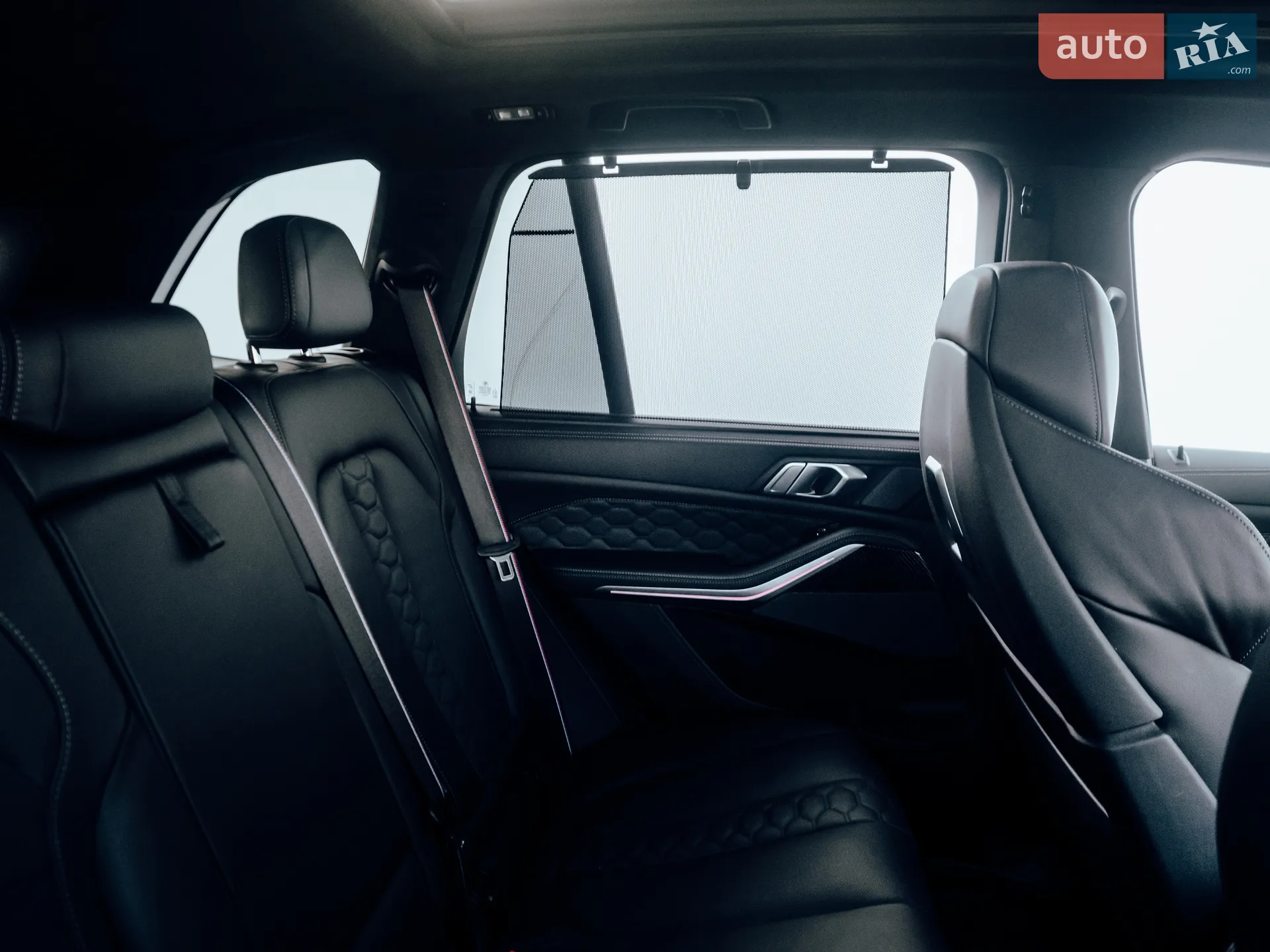 2023 BMW X5 M - мініатюра 33