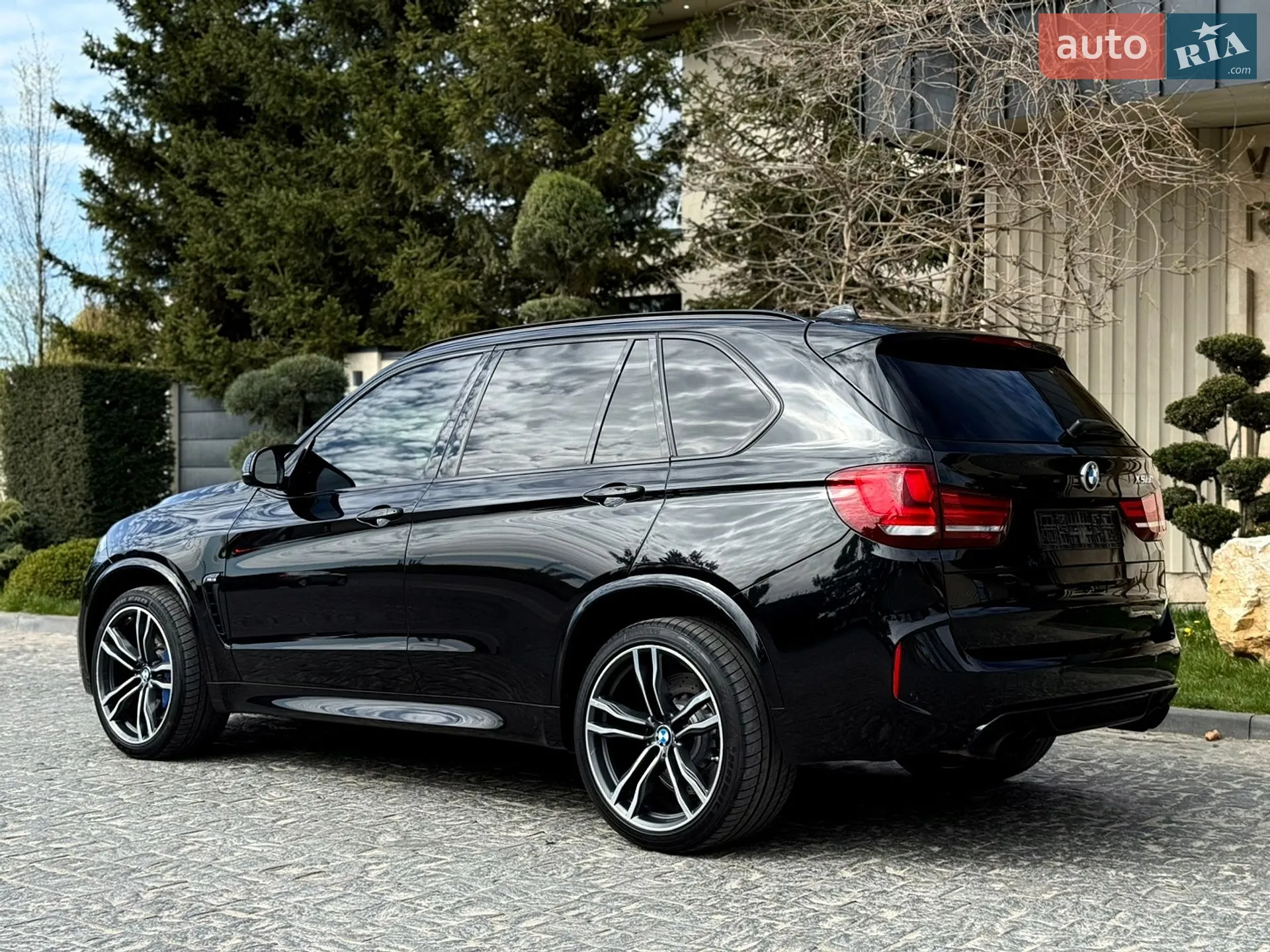 2016 BMW X5 M - мініатюра 12