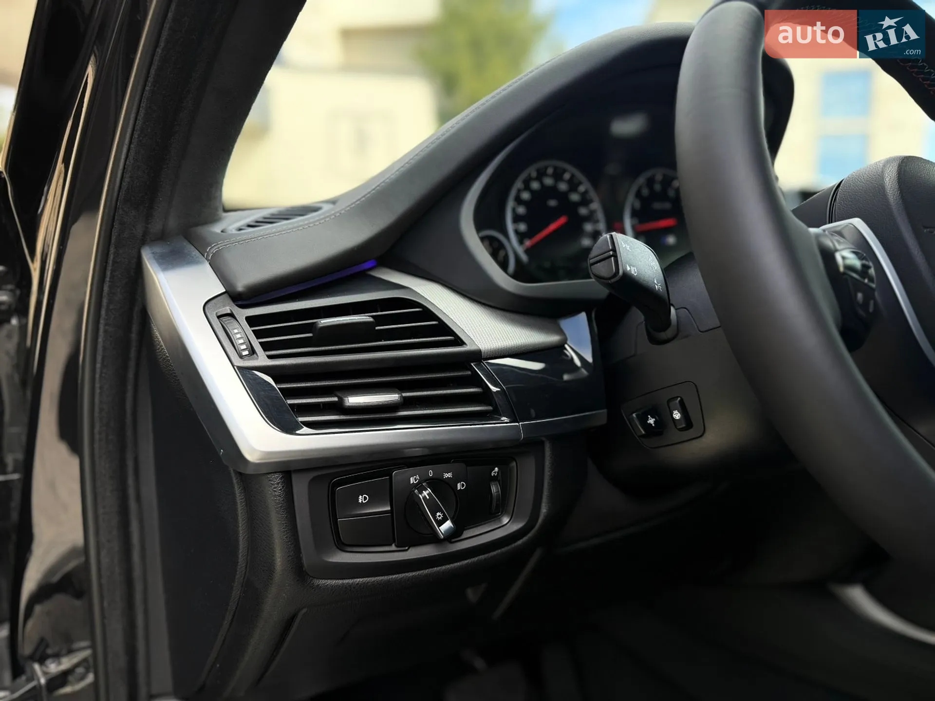 2016 BMW X5 M - мініатюра 38