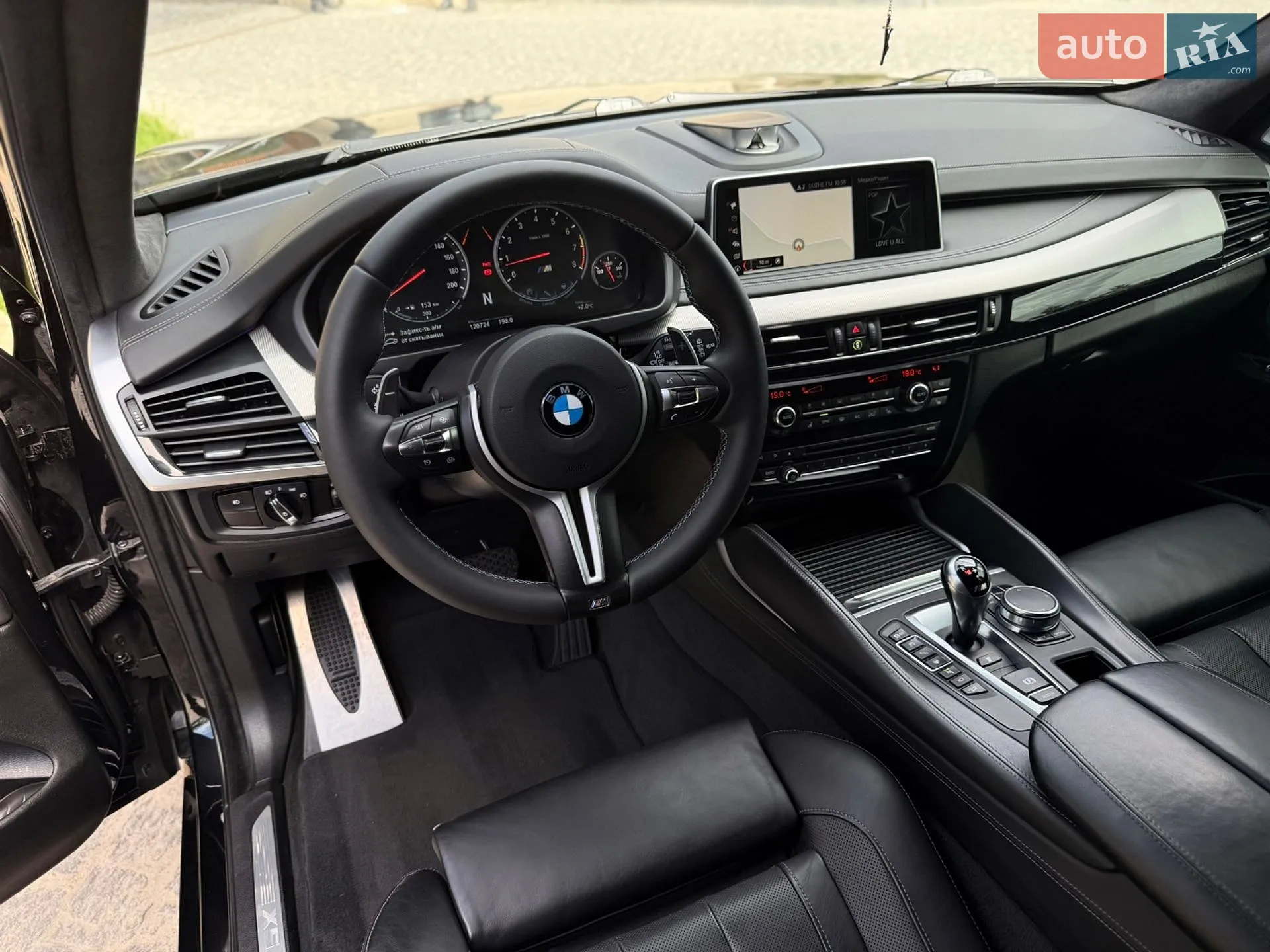 2016 BMW X5 M - мініатюра 42