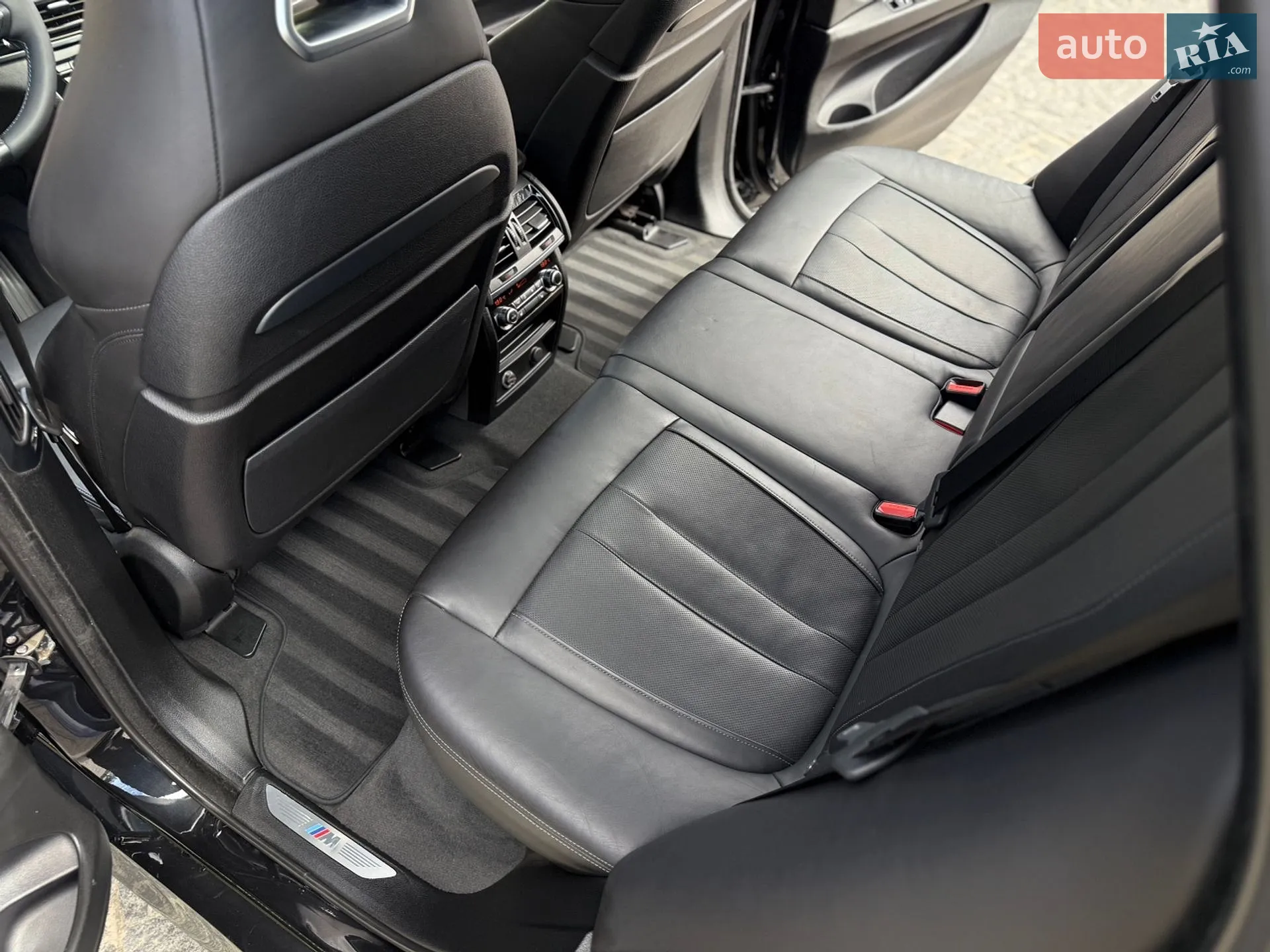 2016 BMW X5 M - мініатюра 69