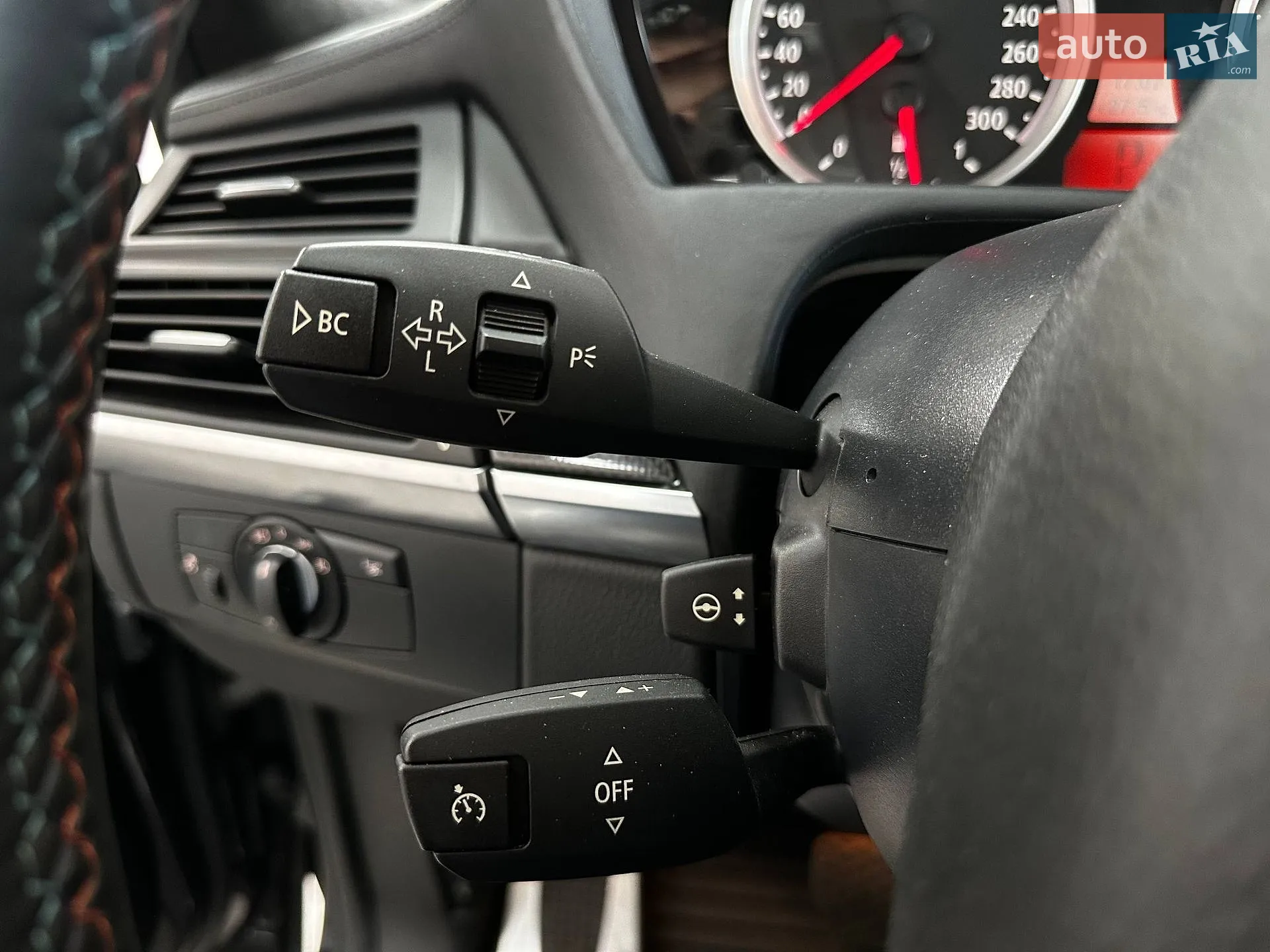 2010 BMW X5 M - мініатюра 30