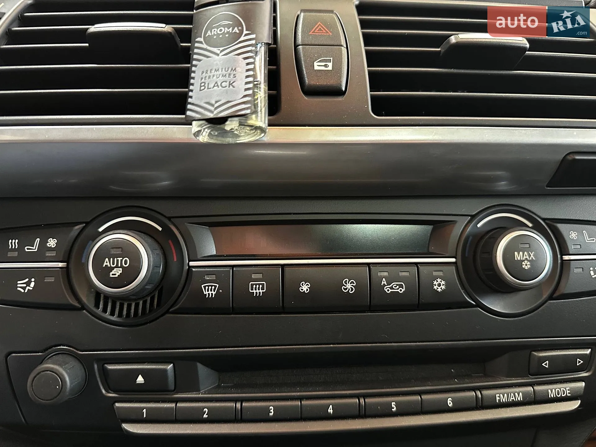 2010 BMW X5 M - мініатюра 33
