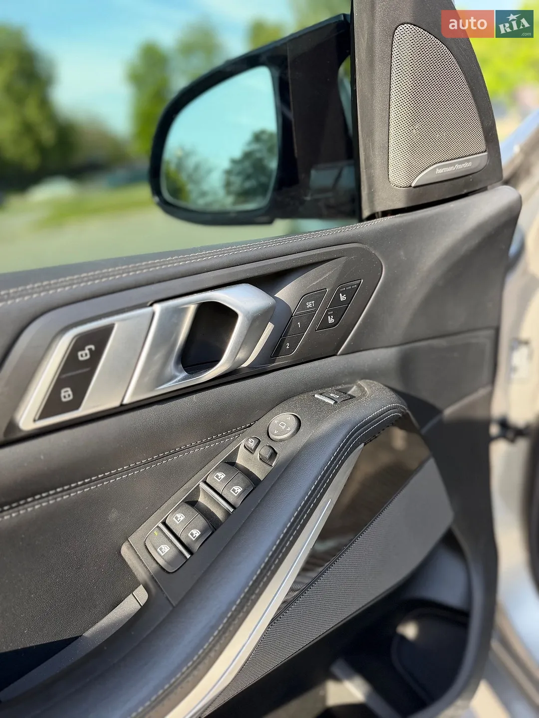 2021 BMW X5 M - мініатюра 15