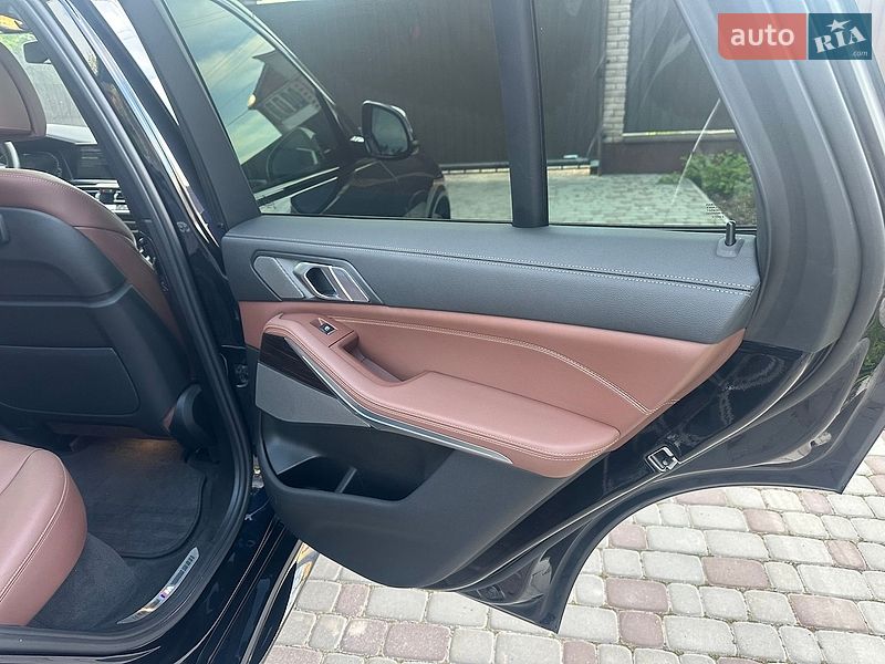 Внедорожник / Кроссовер BMW X5 M 2021 в Виннице
