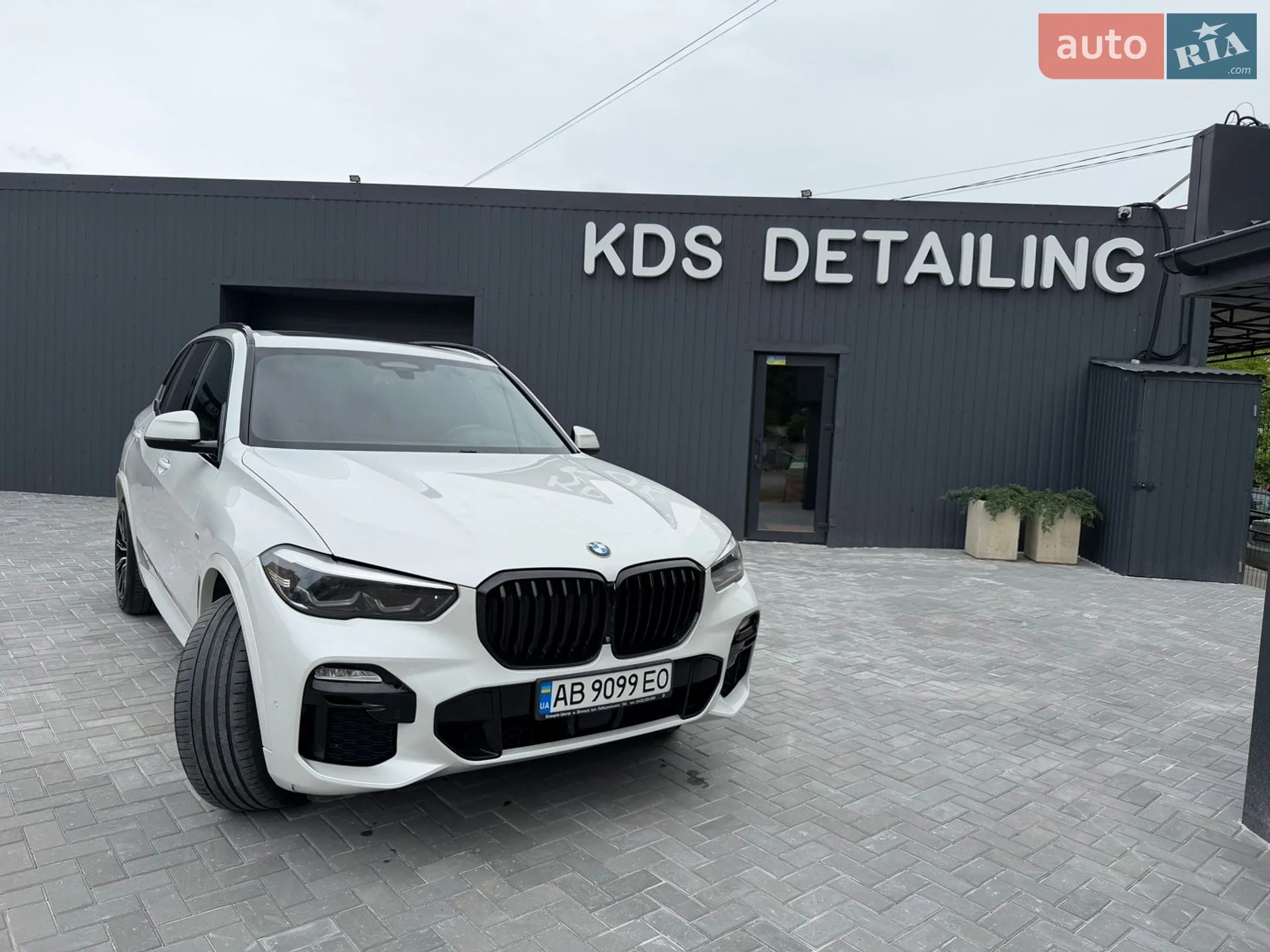 2019 BMW X5 M - мініатюра 11