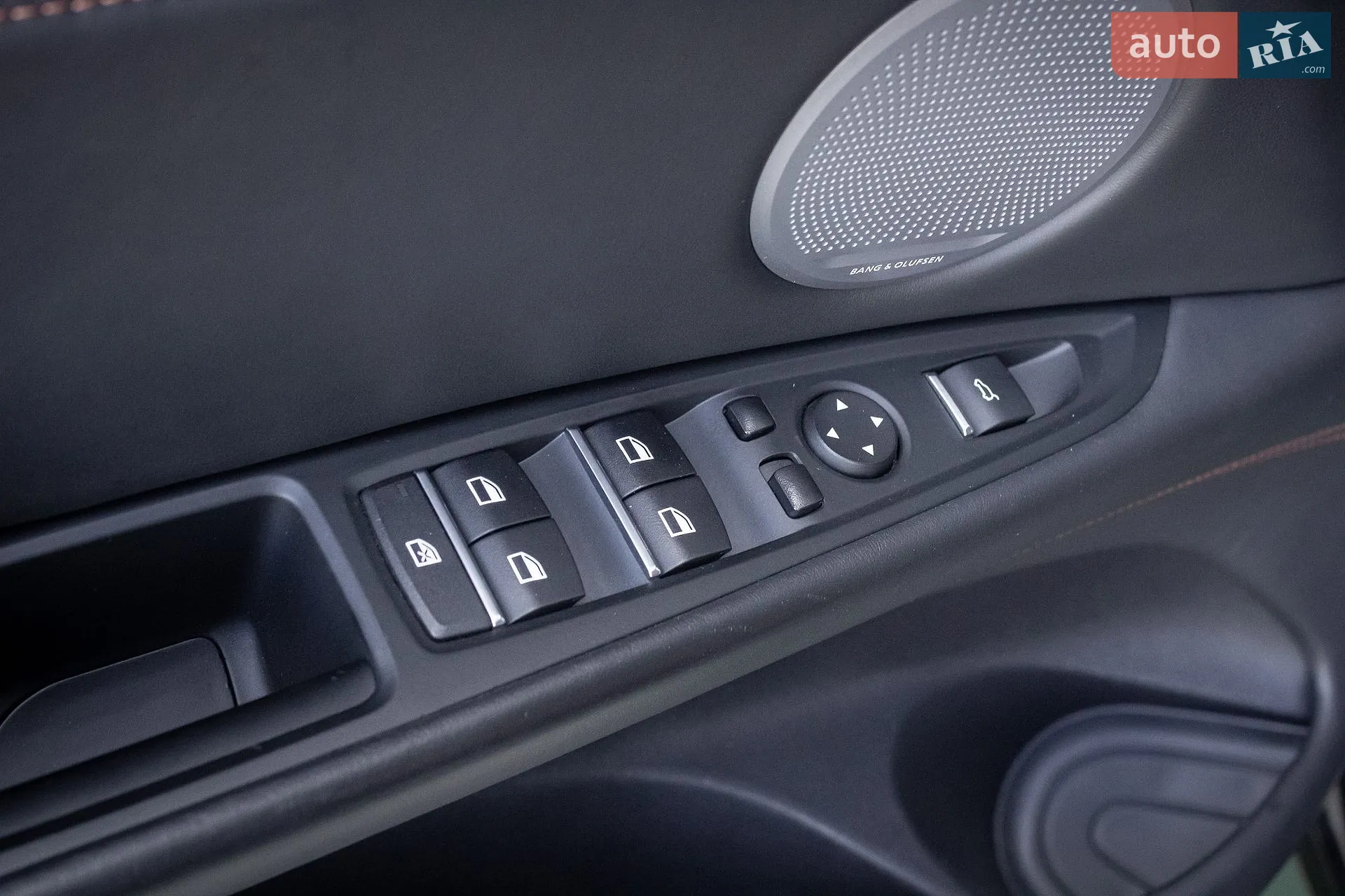 2015 BMW X5 M - мініатюра 44