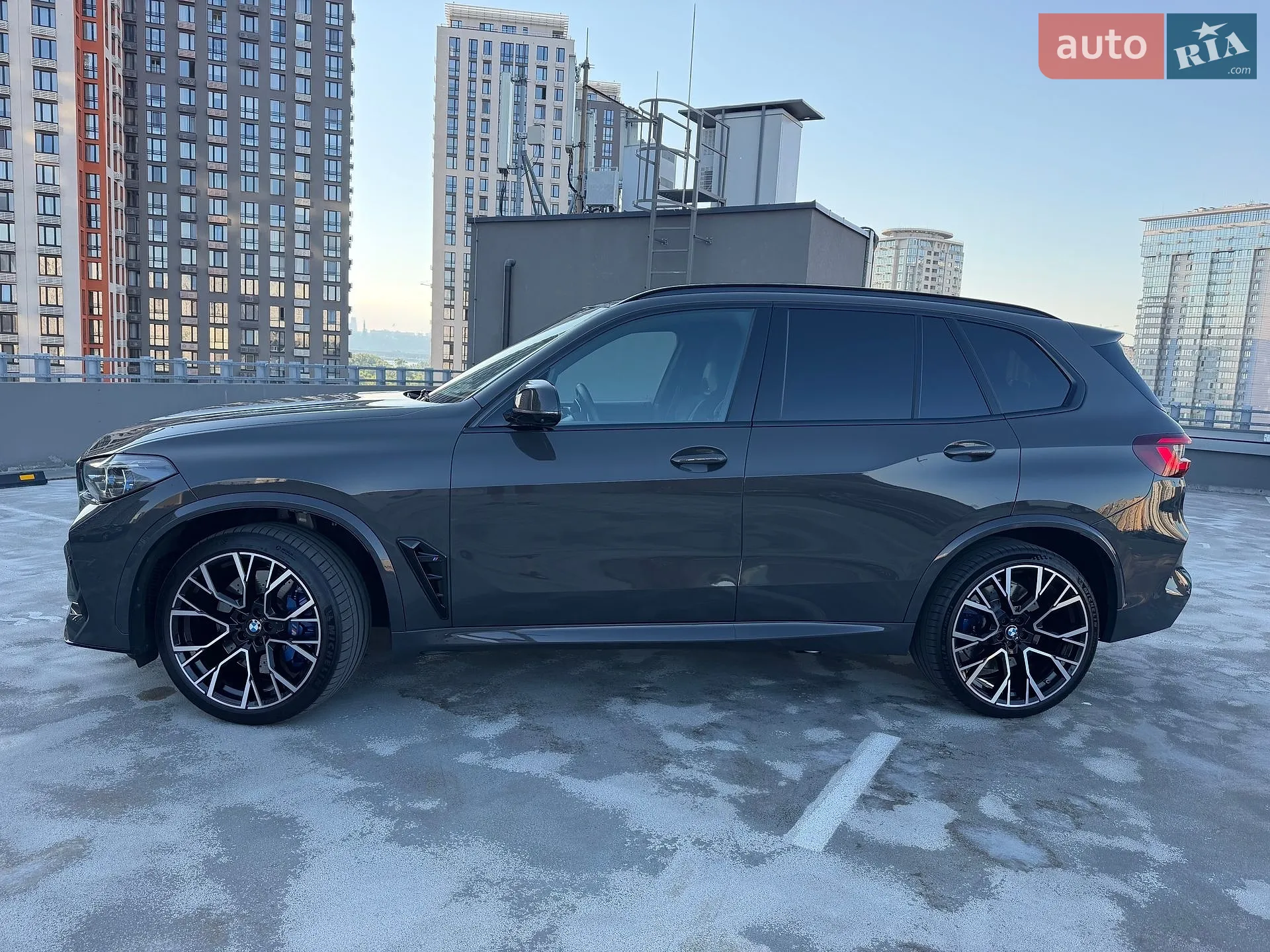2022 BMW X5 M - мініатюра 4