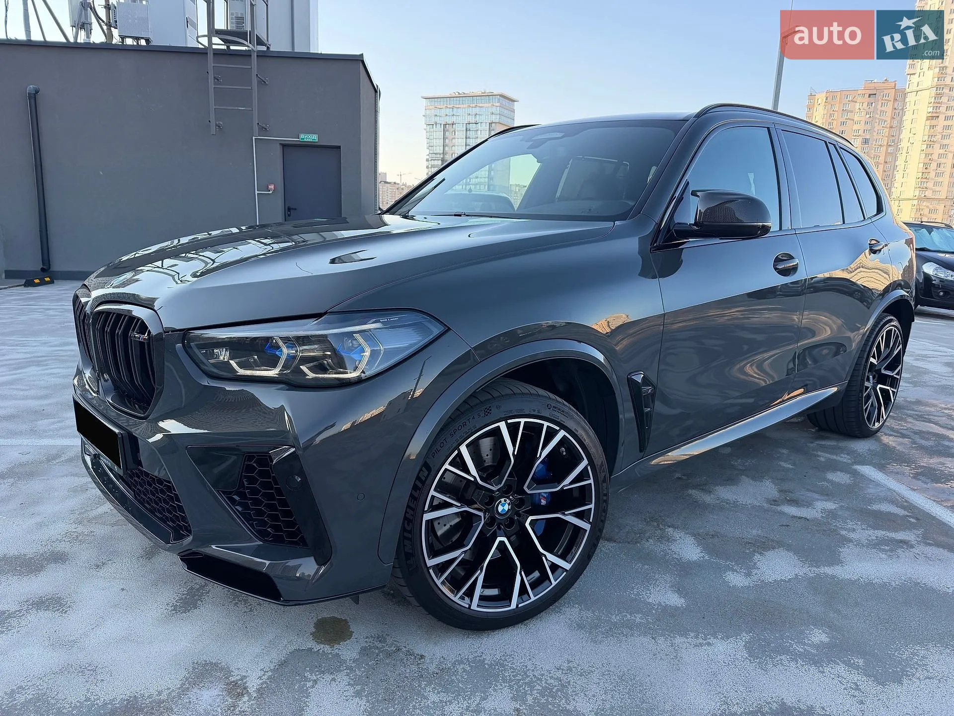 2022 BMW X5 M - мініатюра 3