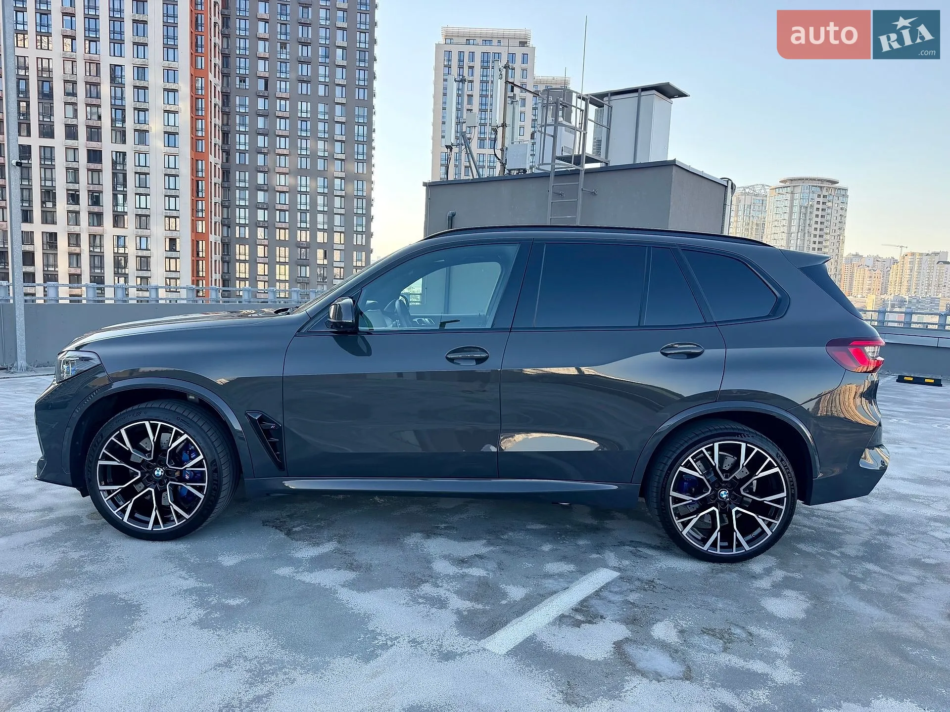 2022 BMW X5 M - мініатюра 42
