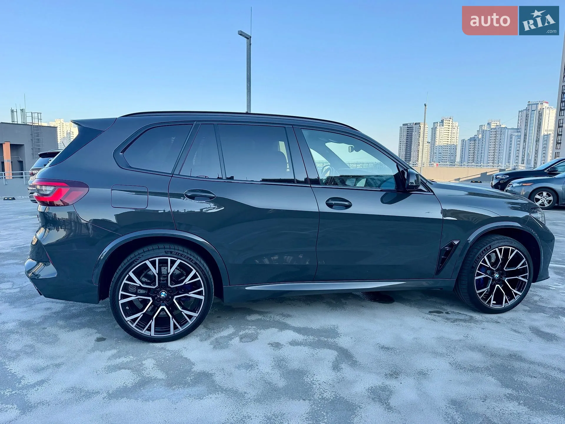 2022 BMW X5 M - мініатюра 46