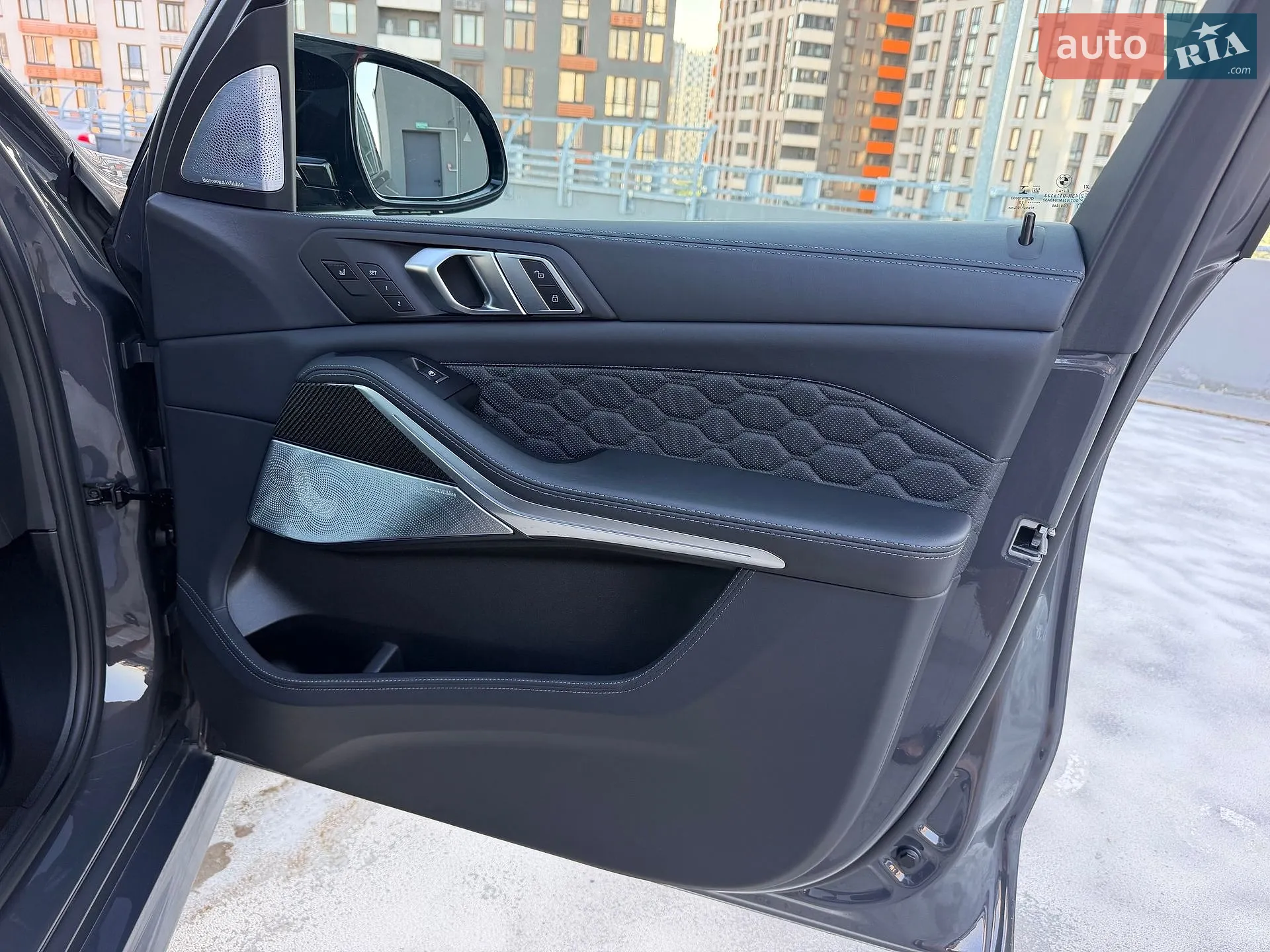 2022 BMW X5 M - мініатюра 62