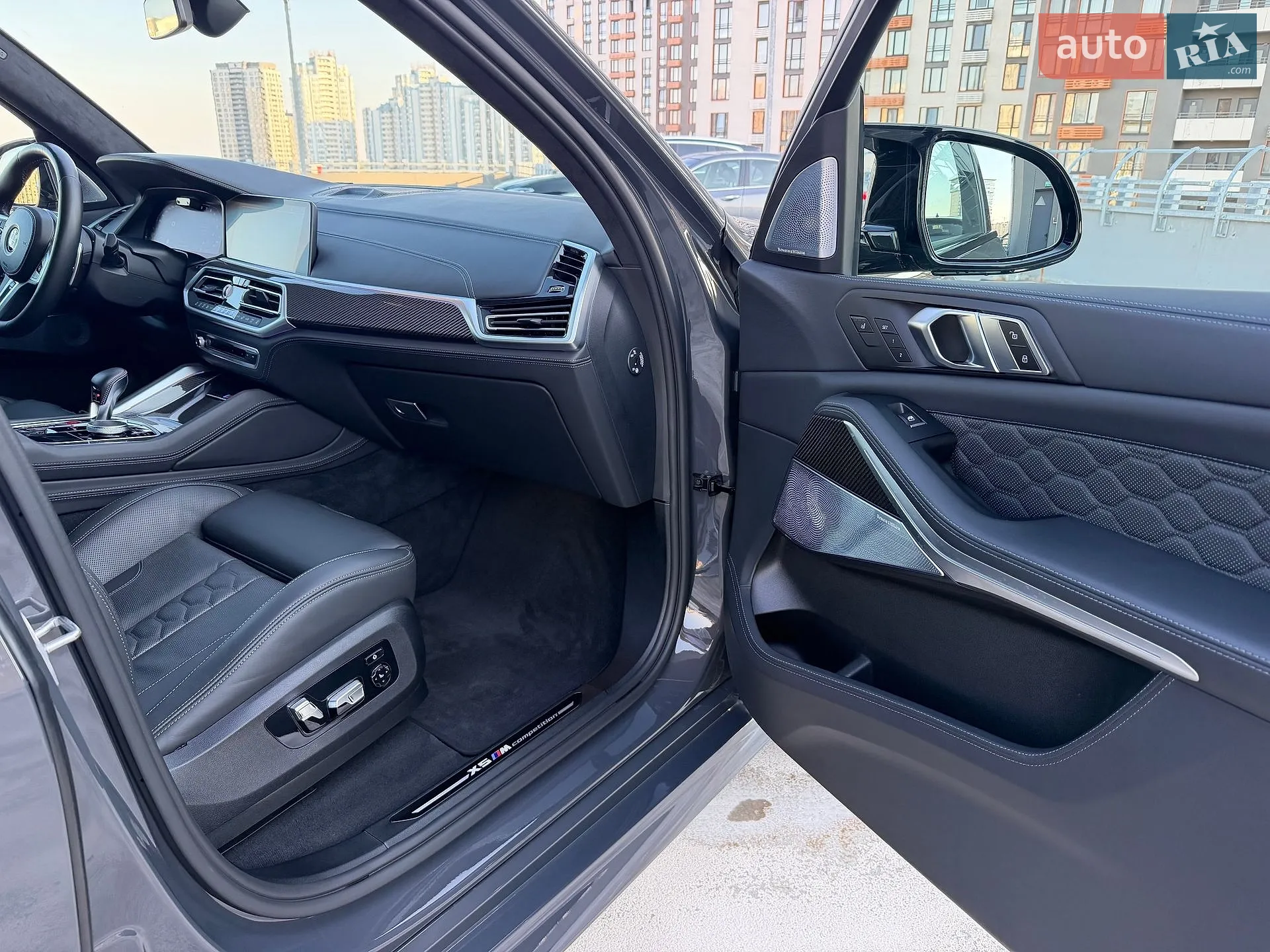 2022 BMW X5 M - мініатюра 63