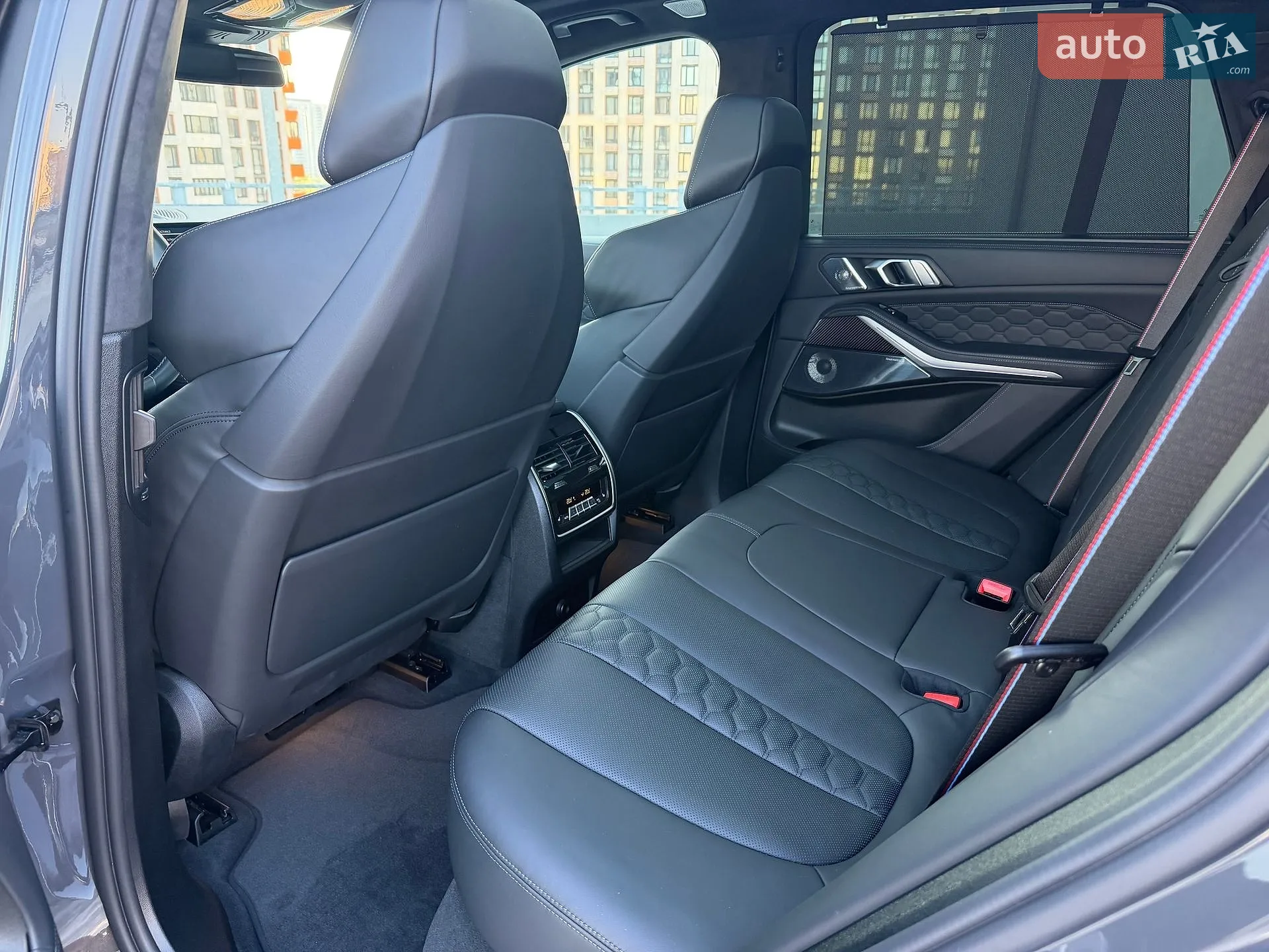2022 BMW X5 M - мініатюра 74