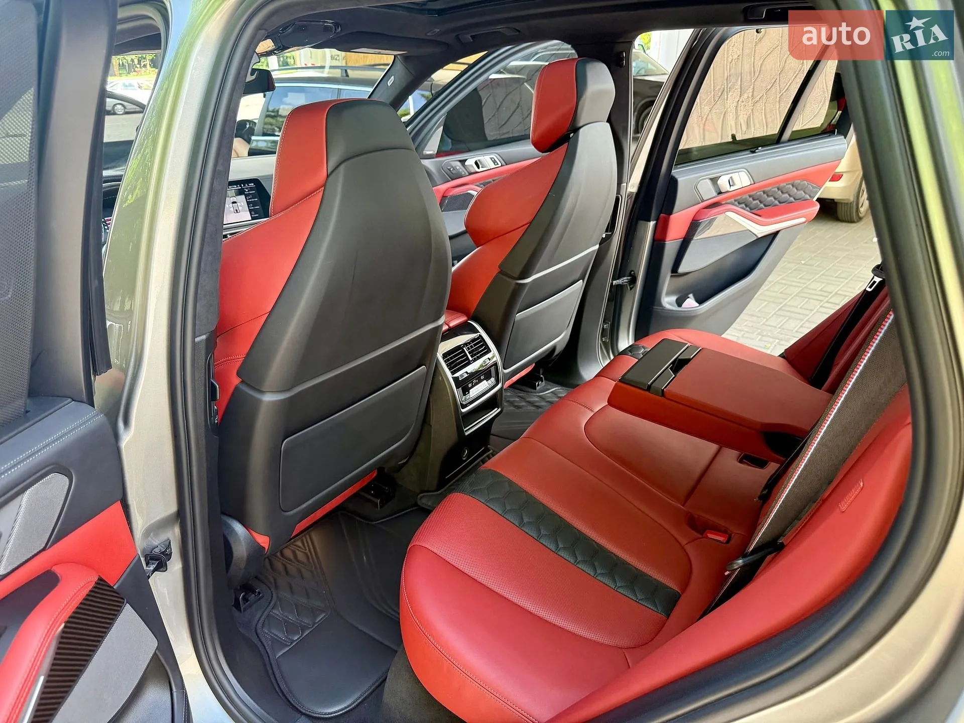 2021 BMW X5 M - мініатюра 29