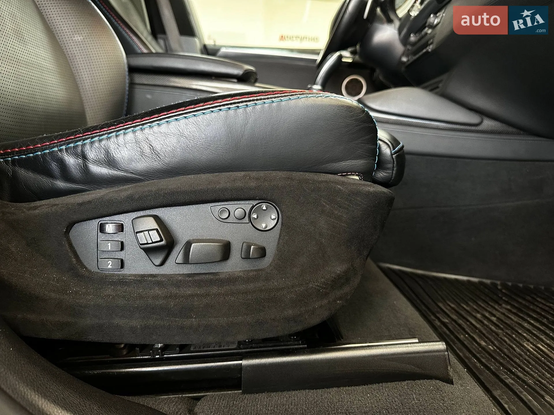 2010 BMW X5 M - мініатюра 18