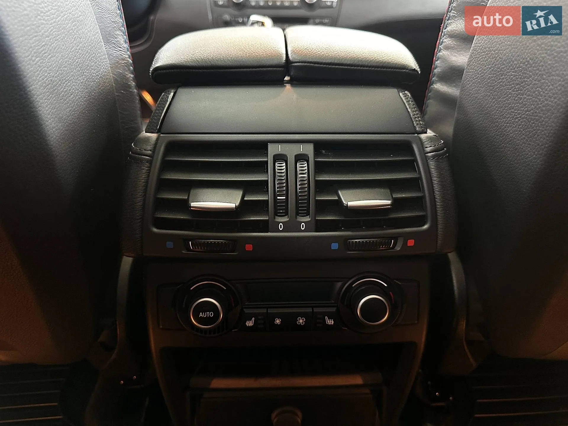 2010 BMW X5 M - мініатюра 26