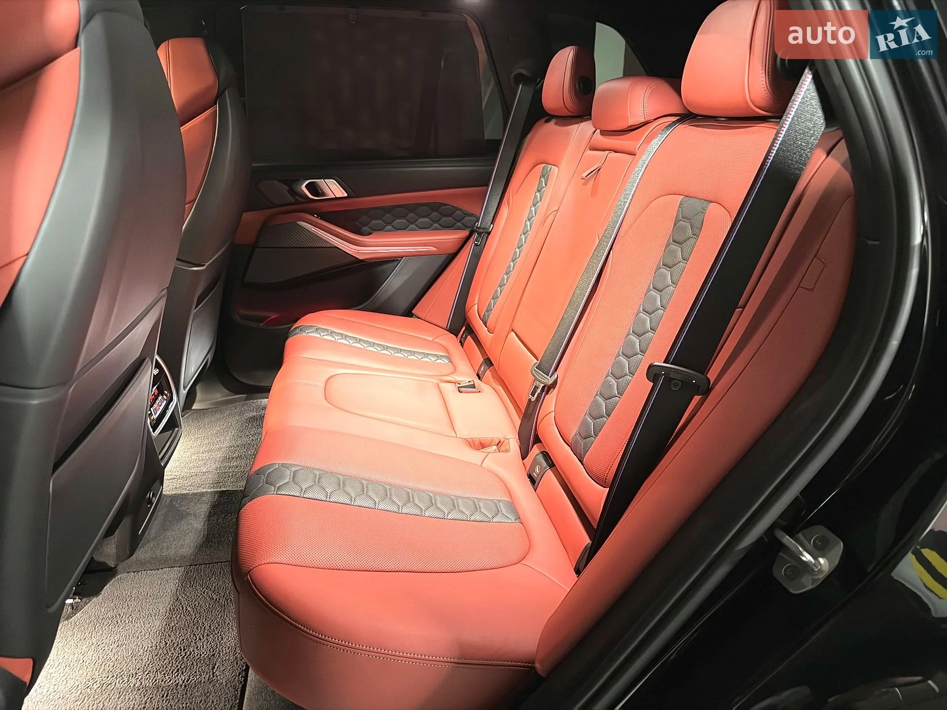 2020 BMW X5 M - мініатюра 28