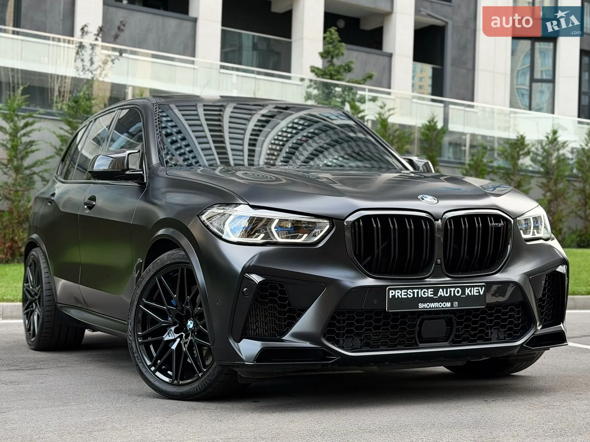 2020 BMW X5 M - мініатюра 3