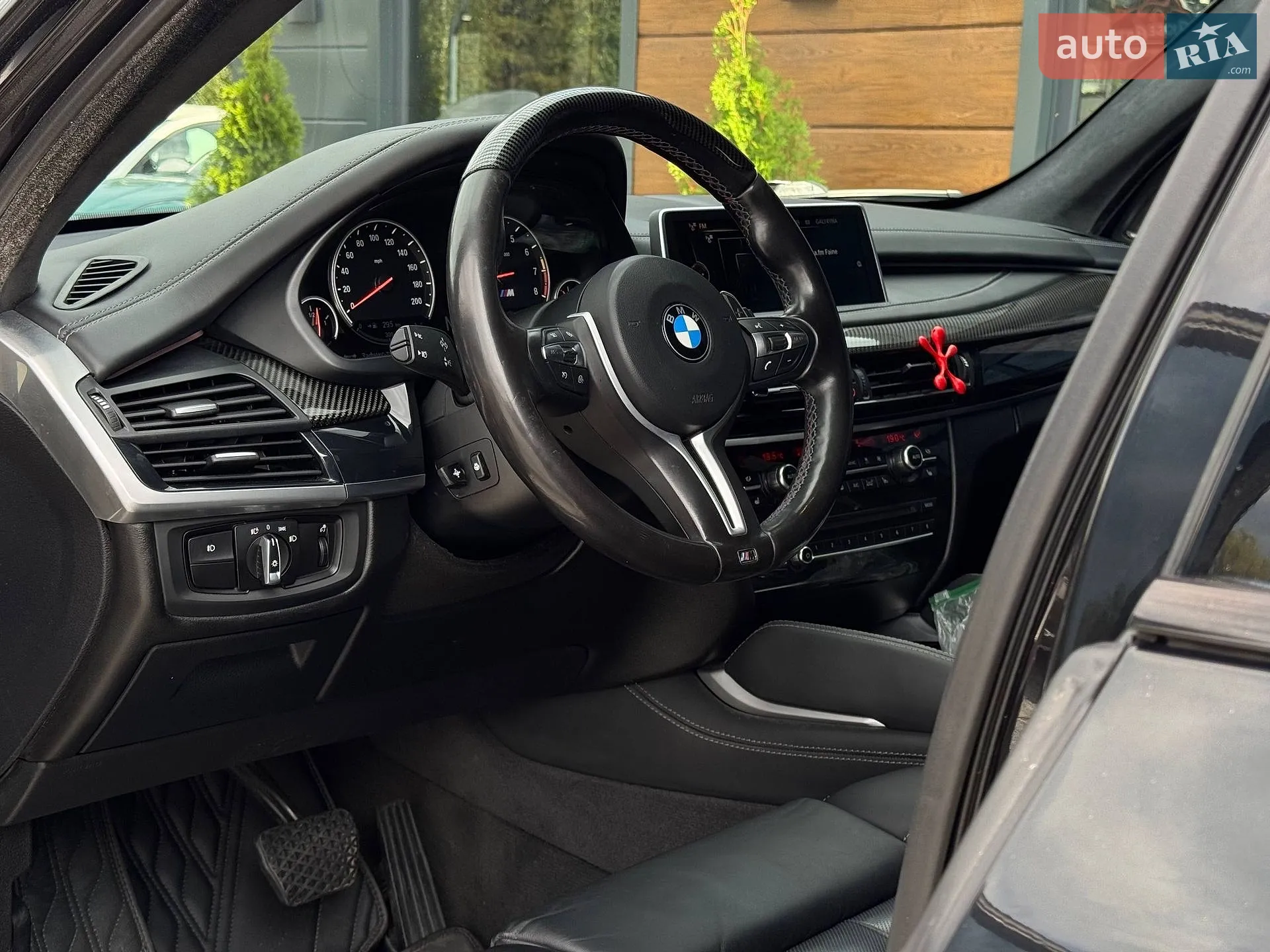 2015 BMW X5 M - мініатюра 48